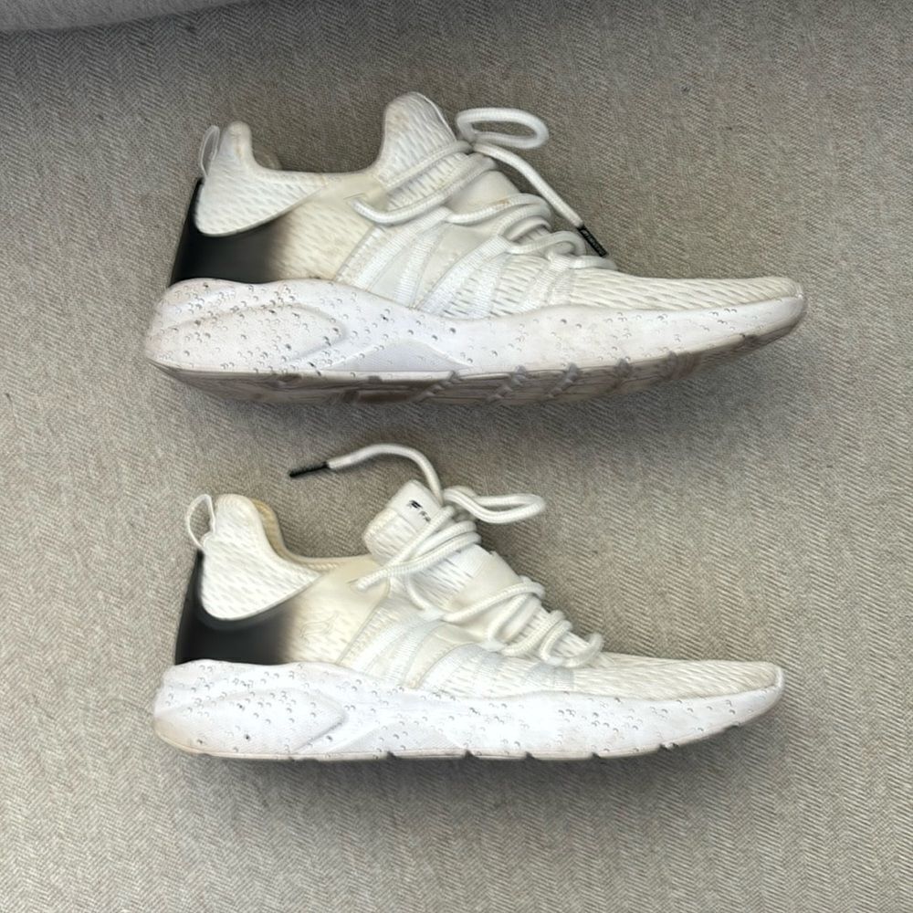 Fabletics White Shoes Sneakers Trainers Size 8.5